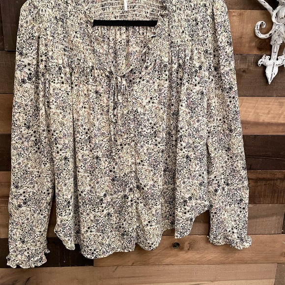 Free People Cream and Black Floral Blouse - Picture 4 of 12